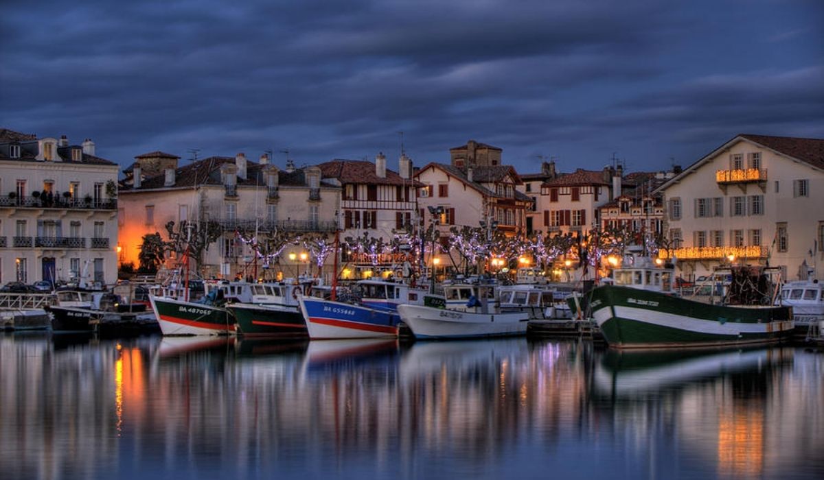 San Juan de Luz en el entorno del caserio otalora